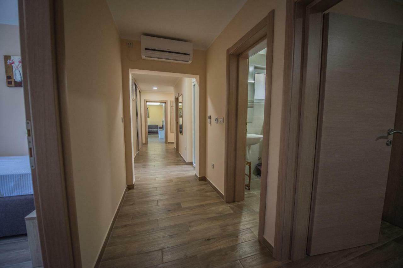 Apartment Vrutak Kotor Exterior foto